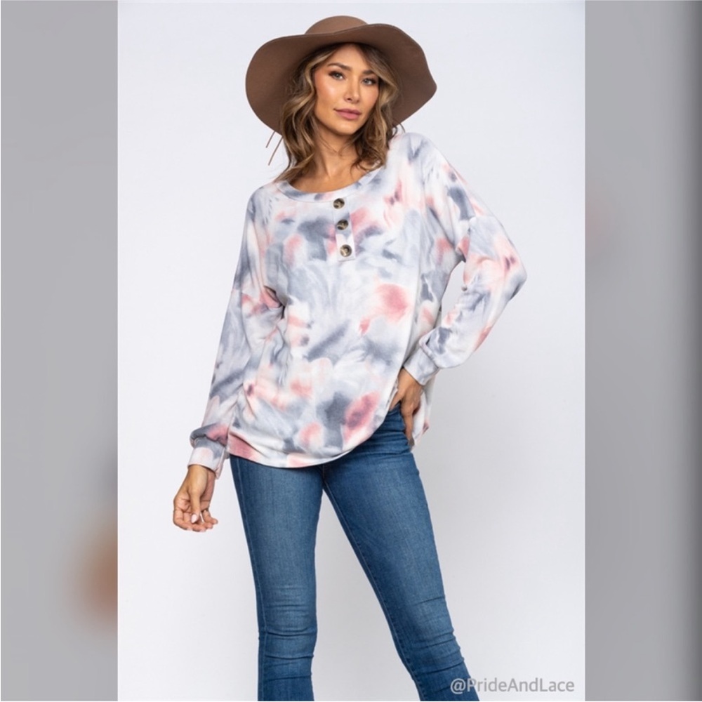 LAST 2️⃣ IVORY TIE DYE KNIT TUNIC TOP